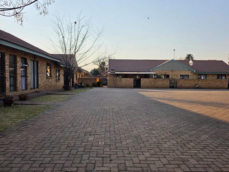 2 Bedroom Property for Sale in Roodia Free State